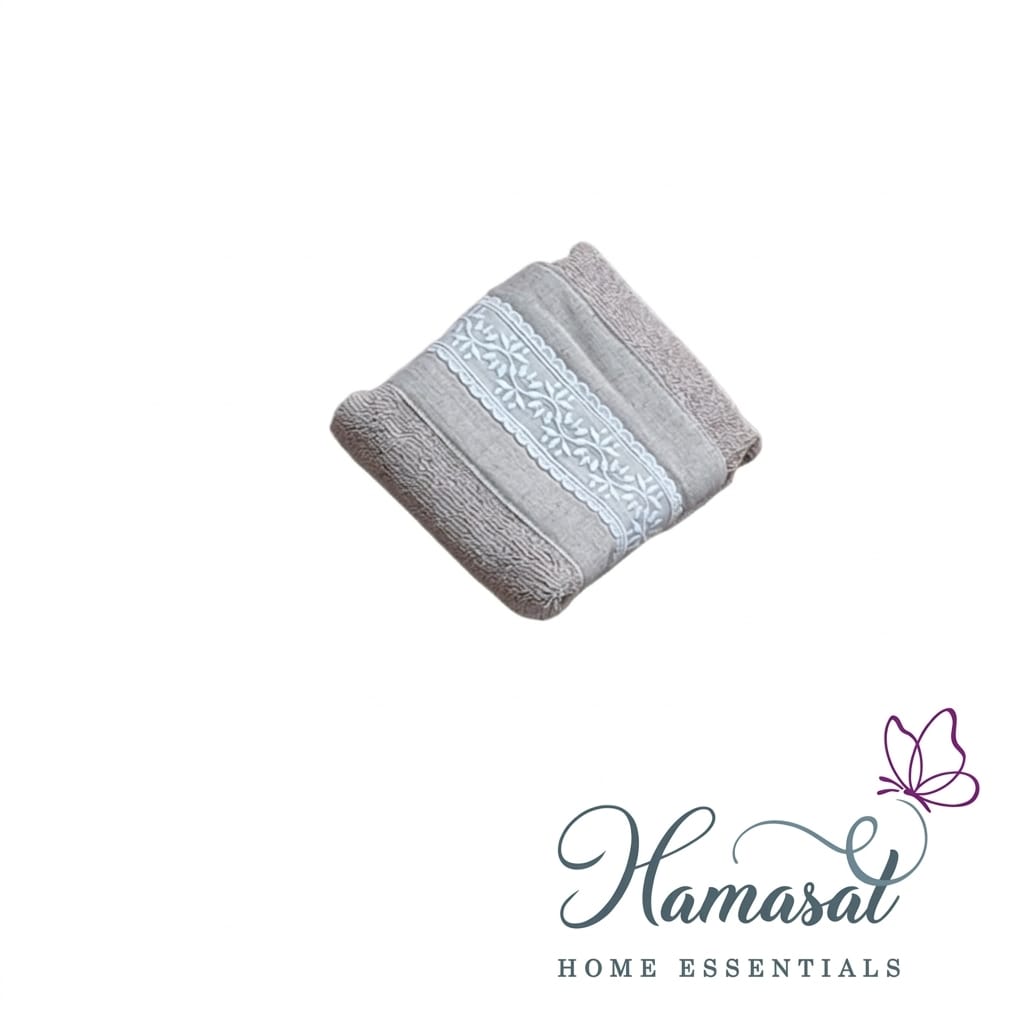 Fine Appliqué Embroidered Towel (30x50)