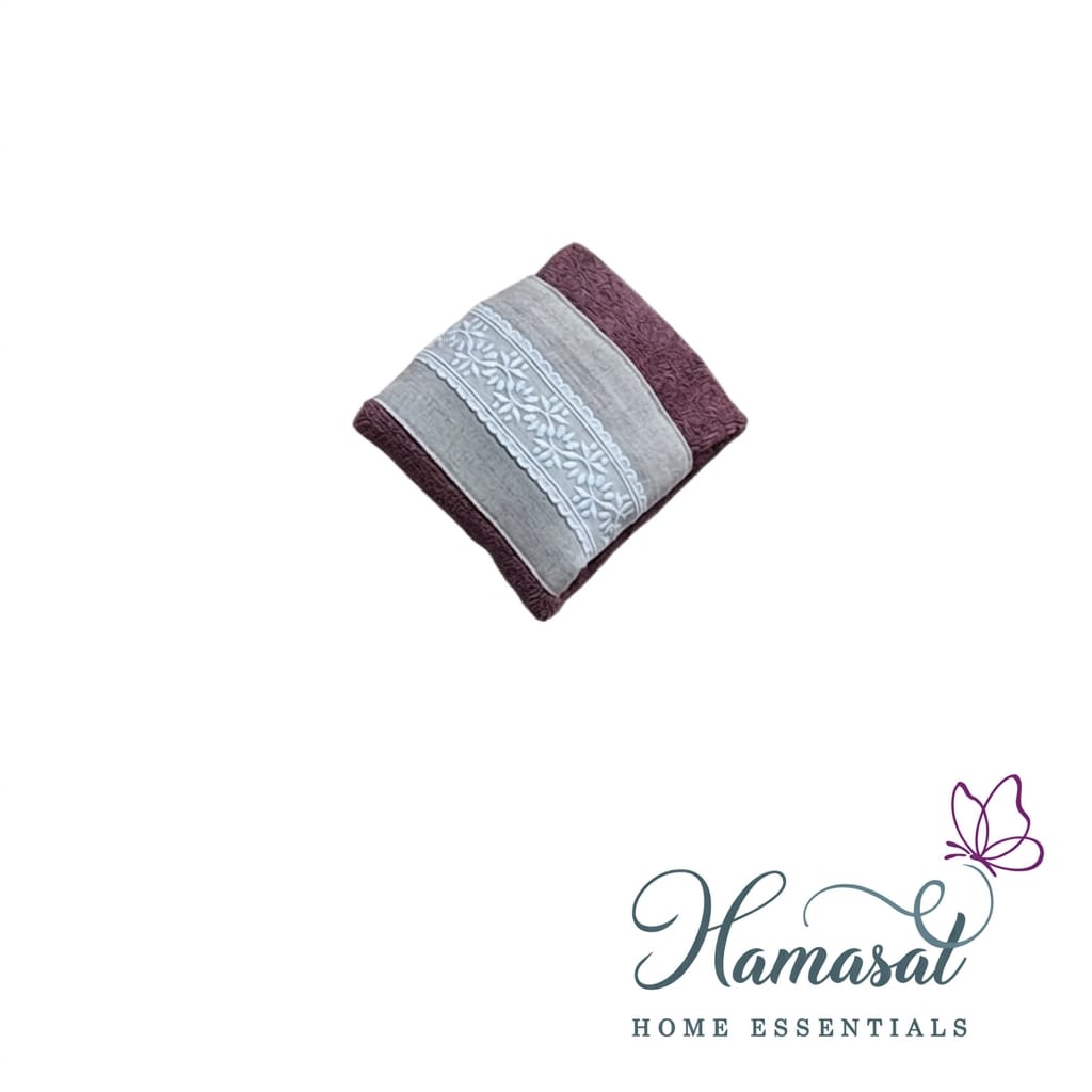 Fine Appliqué Embroidered Towel (30x50)