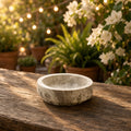 طبق دائري أملس - by Bedrock Atelier